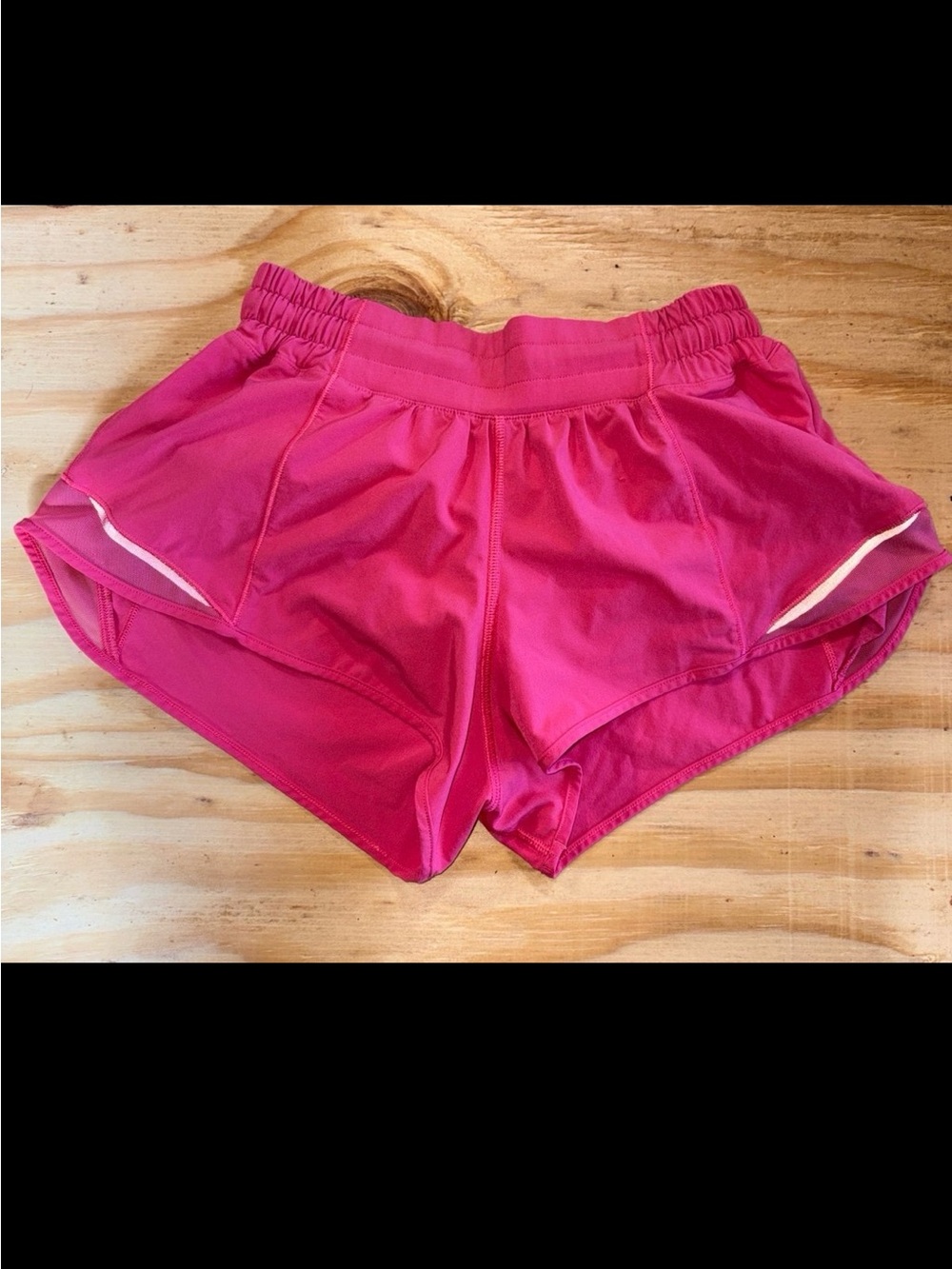 Lululemon hotty hot shorts size 4